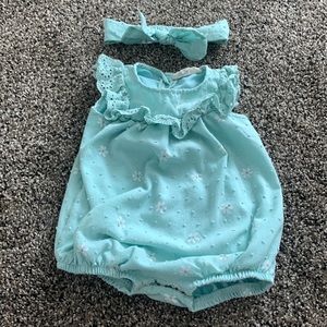 Jessica Simpson onesie set with bow